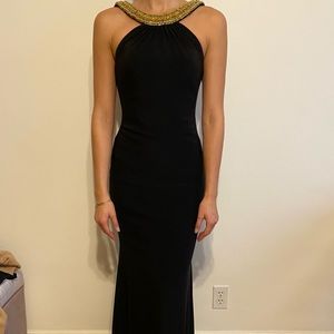 Gorgeous La Femme gown dress size 2